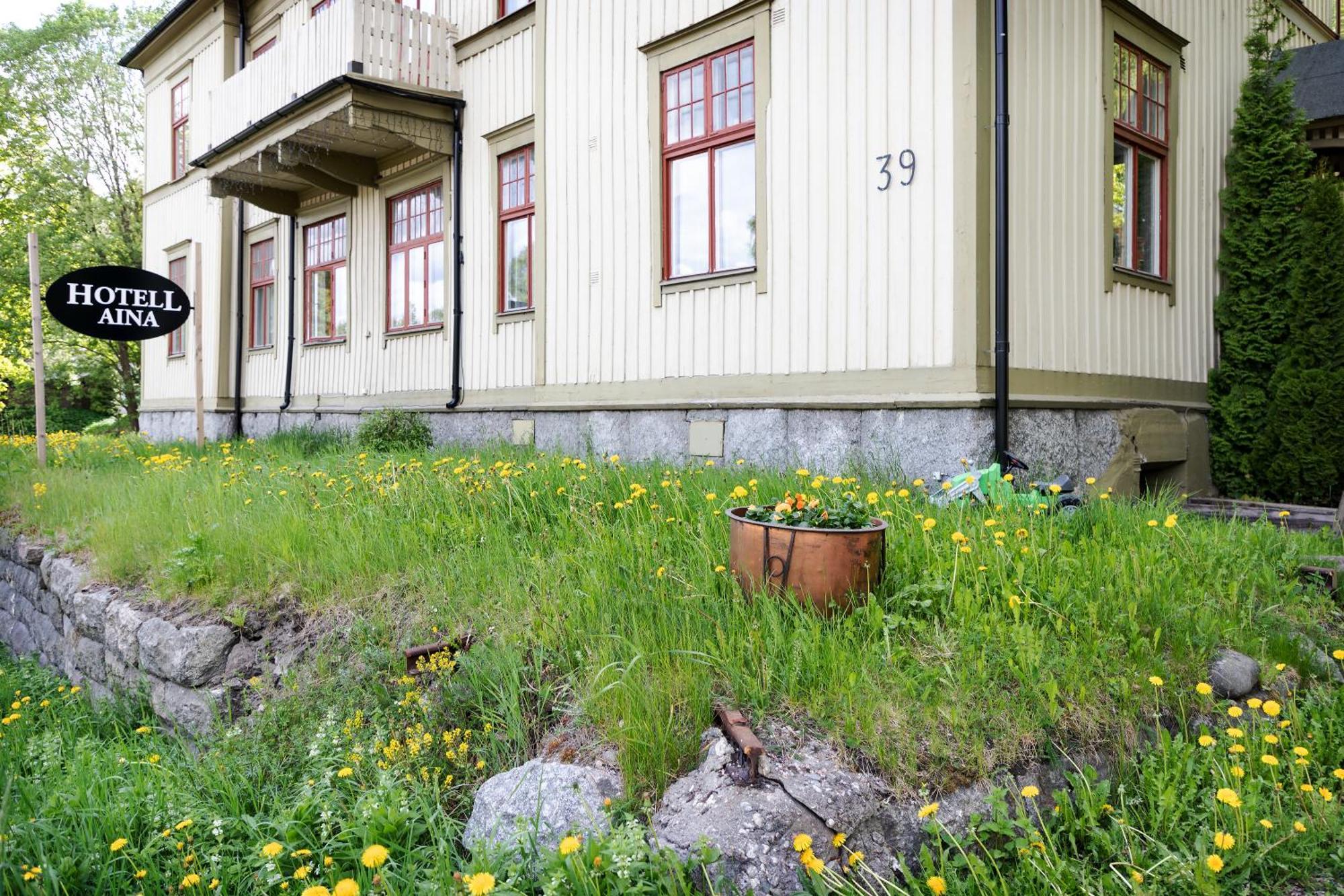 Hotell Aina Kvissleby Екстер'єр фото