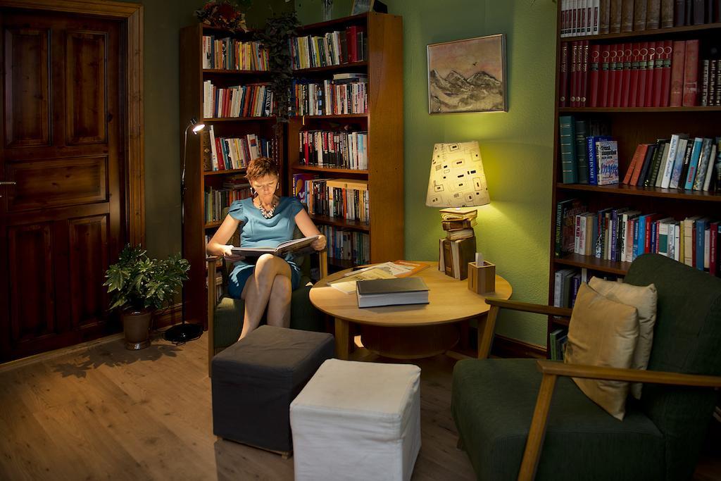 Hotell Aina Kvissleby Екстер'єр фото